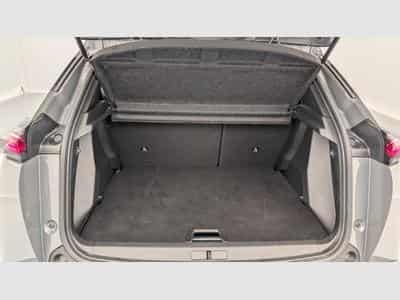 Peugeot 2008 100 S&S BVM6 Allure (2025) - Photo 10