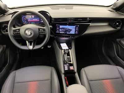 Alfa-Romeo Junior 1.2 Ibrida 145 ch e-DCT6 Ti (2026) - Foto 14
