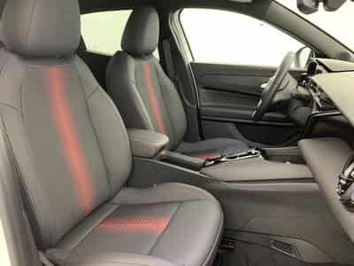 Alfa-Romeo Junior 1.2 Ibrida 145 ch e-DCT6 Ti (2026) - Foto 9