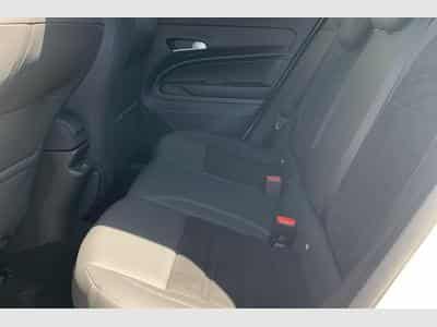 Fiat 600 T-Gen 3 1.2 Hybrid 145ch eDCT6 Sport (2026) - Foto 10