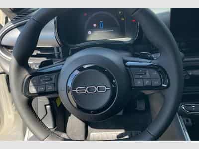 Fiat 600 T-Gen 3 1.2 Hybrid 145ch eDCT6 Sport (2026) - Foto 14