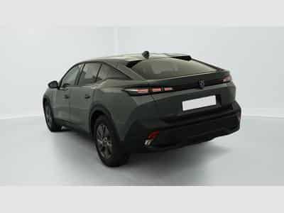 Peugeot 408 Hybrid 145 e-DCS6 Allure (2025) - Foto 5