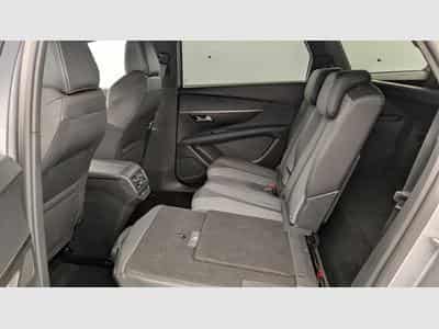 Peugeot 5008 Hybrid 136 e-DCS6 Allure Pack (2024) - Foto 12