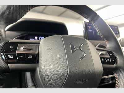 DS Automobiles DS3 PureTech 100 BVM6 Performance Line (2024) - Photo 15