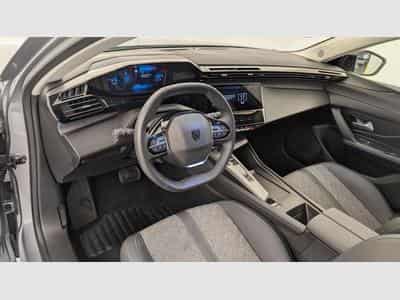 Peugeot 408 Hybrid 136 e-DCS6 Allure (2024) - Photo 15