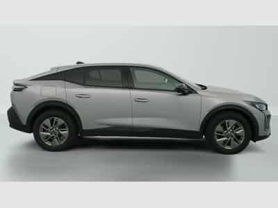 Peugeot 408 Hybrid 136 e-DCS6 Allure (2024) - Photo 8