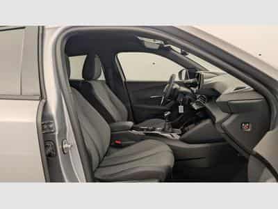 Peugeot 2008 100 S&S BVM6 Allure (2024) - Photo 9