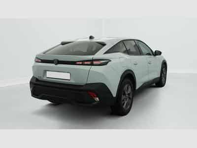 Peugeot 408 Hybrid 136 e-DCS6 Allure (2024) - Photo 7