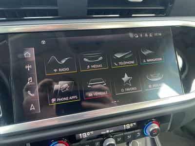 Audi Q3 2.0D 150 CV S-TRONIC (2021) - Photo 12