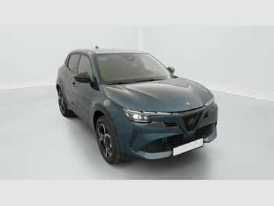 Alfa-Romeo Junior 1.2 Ibrida 145 ch e-DCT6 Ti (2026) - Photo 1