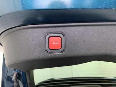Alfa-Romeo Junior 1.2 Ibrida 145 ch e-DCT6 Ti (2026) - Photo 13