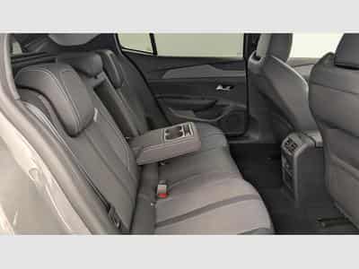 Peugeot 408 Hybrid 145 e-DCS6 Allure (2025) - Photo 10