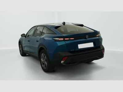 Peugeot 408 Hybrid 136 e-DCS6 Allure (2025) - Photo 5