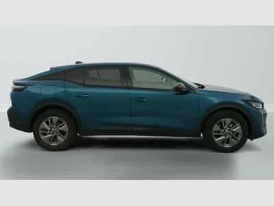 Peugeot 408 Hybrid 136 e-DCS6 Allure (2025) - Photo 8