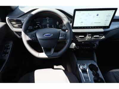 Ford Kuga ST-LINE FHEV Automatique 180 cv (2025) - Photo 6