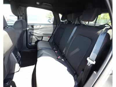 Ford Kuga ST-LINE FHEV Automatique 180 cv (2025) - Photo 8