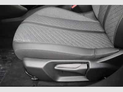 Peugeot 2008 Allure (2025) - Photo 14
