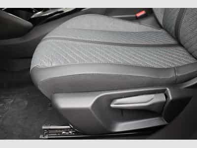 Peugeot 2008 Allure (2025) - Photo 14