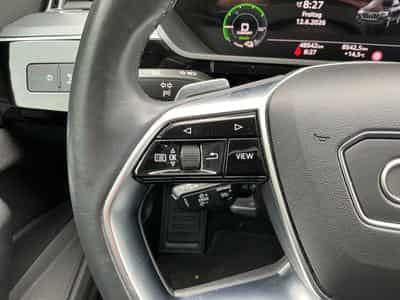 Audi e-tron Advanced (2023) - Photo 13