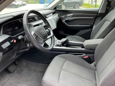 Audi e-tron Advanced (2023) - Photo 5