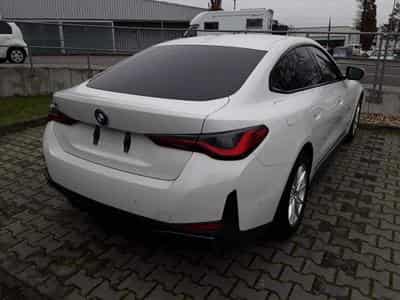 Bmw i4 eDrive40 (2023) - Photo 3