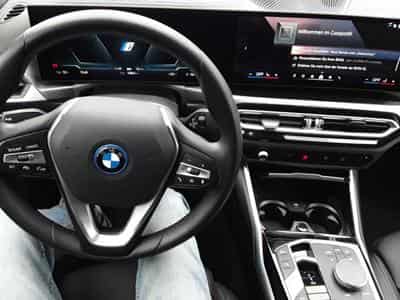 Bmw i4 eDrive40 (2023) - Photo 7