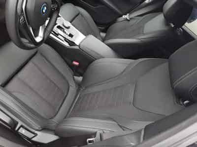 Bmw i4 eDrive40 (2023) - Photo 9