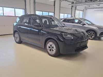 Mini Countryman Countryman E Essential Trim (2024) - Photo 1