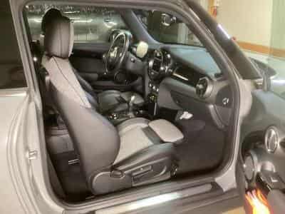 Mini Cooper Cooper SE Trim M (2021) - Photo 14