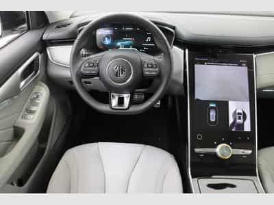 Mg Marvel R Luxury (2025) - Photo 11