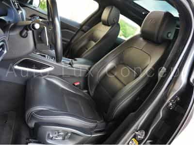 Jaguar F-Pace 30d S AWD (2018) - Photo 7