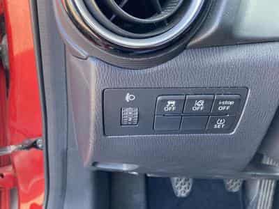 Mazda MAZDA 2 1.5 SKYACTIV-G 90 DYNAMIQUE (2018) - Photo 12