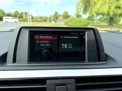 BMW 118 i Advantage Clime, Radar de recul, Sièges chauffants, 2e mai (2017) - Photo 10