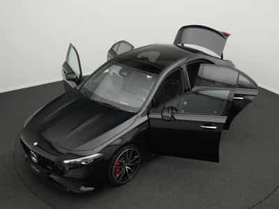 Mercedes A 35 AMG 4MATIC Limousine (2023) - Photo 12