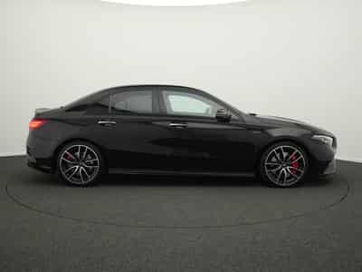 Mercedes A 35 AMG 4MATIC Limousine (2023) - Photo 5