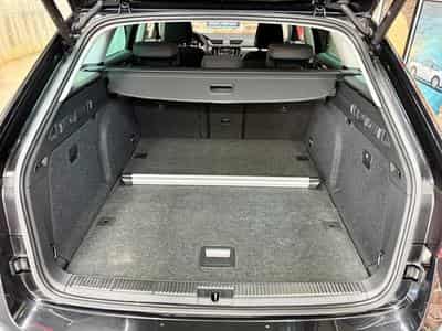 Skoda Superb Superb Combi 2.0 150cv STYLE Navig/SiègCh/ClimaA (2023) - Photo 7