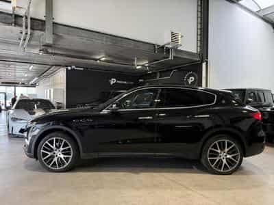 Maserati Levante SQ4 DIESEL 3.0 4WD/ 21°/ SCHIEBEDACH/ (2020) - Foto 7