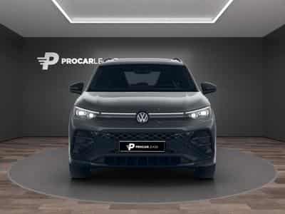 VW Tiguan Tiguan 2.0 TDI/DSG/ R-Line/ AHK/Pano/360°/HUD/Matrix/Massage (2026) - Foto 1
