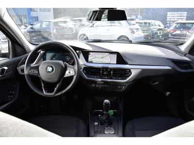 BMW 116 d REGUL GPS PDC LED 1° MAIN (2023) - Photo 9