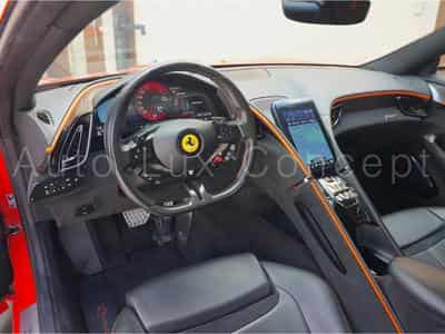 Ferrari Roma Rosso Dino (2021) - Foto 5