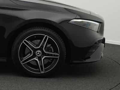 Mercedes A 250 e AMG-Line LED+Pano+Night+Keyless+Kamera (2023) - Photo 6