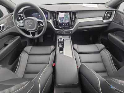 Volvo XC60 T6 Plus Dark / Hybride KIT HIVER (2025) - Photo 10