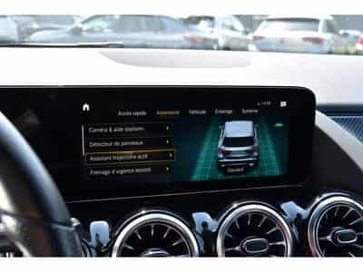Mercedes GLA 250 AMG Line 8G-Tronic DISTR LANE SIDE CAM ATT RMQ 1° MAIN (2022) - Photo 12