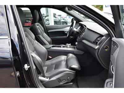 Volvo XC90 2.0 B5 4WD Plus Dark 7Pl. Gear. PANO MEMO HARMAN ATT RMQ 1°M (2023) - Photo 7