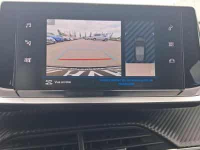 PEUGEOT 208 1.2 PureTech 100ch S&S Allure 118g (2022) - Photo 10