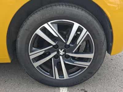 PEUGEOT 208 1.2 PureTech 100ch S&S Allure 118g (2022) - Photo 12