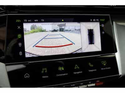 Peugeot 308 BlueHDi 130 EAT8 GT ACC 360° attelage - sièges massage (2024) - Photo 10