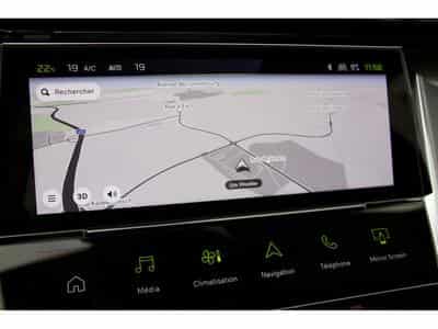 Peugeot 308 BlueHDi 130 EAT8 GT ACC 360° attelage - sièges massage (2024) - Photo 11