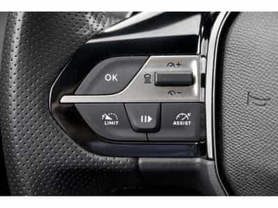 Peugeot 308 BlueHDi 130 EAT8 GT ACC 360° attelage - sièges massage (2024) - Photo 15