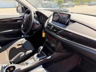 BMW X1 18dA 143 X-line X-drive (2015) - Photo 12